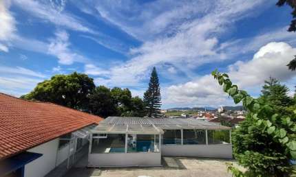 Sala comercial à venda no Jardim Janaina, Biguaçu  por R$ 2.100.000