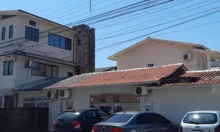 Sala comercial para alugar no Centro, Biguaçu  por R$ 8.500