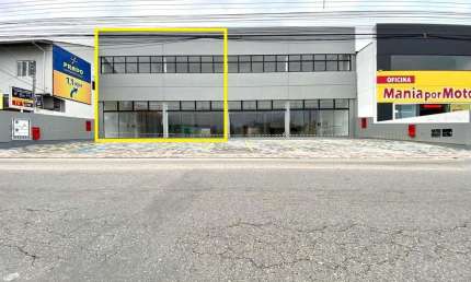 Sala comercial para alugar no Caminho Novo, Palhoça  por R$ 17.900