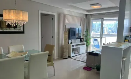 Apartamento com 3 quartos à venda no Campinas, São José  por R$ 785.000
