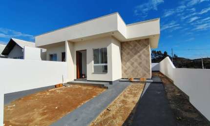 Casa com 2 quartos à venda no Areias de Baixo, Governador Celso Ramos  por R$ 430.000