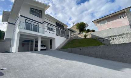 Casa com 4 quartos à venda no Bom Viver, Biguaçu  por R$ 870.000