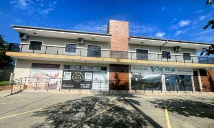 Casa comercial à venda em Rio Caveiras, Biguaçu  por R$ 3.200.000