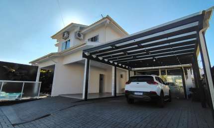 Casa com 3 quartos à venda em Prado de Baixo, Biguaçu  por R$ 790.000