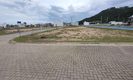 Terreno em condomínio fechado à venda em deltaville, biguaçu  por r$ 300.000