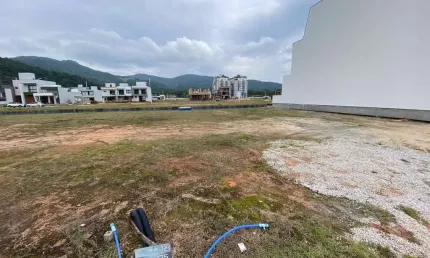 Terreno em condomínio fechado à venda em deltaville, biguaçu  por r$ 250.000