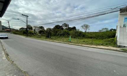 Terreno à venda em Fundos, Biguaçu  por R$ 6.000.000