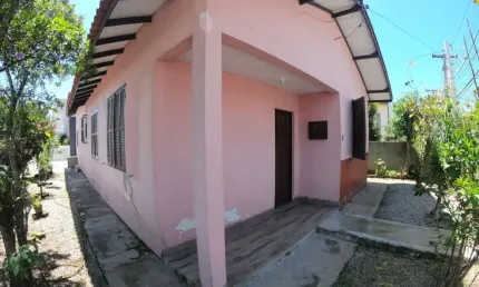 Casa com 4 quartos à venda no Centro, Biguaçu  por R$ 900.000