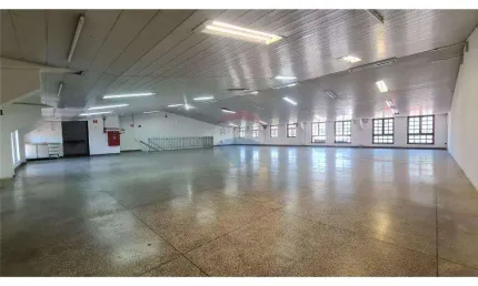 Aluga-se sala comercial 2° Piso R$8.500,00 - Centro