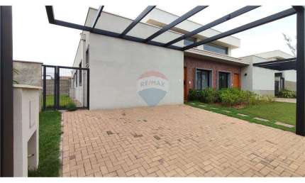 CASA TÉRREA CONDOMÍNIO FECHADO RESERVA DAS FLORES!!!