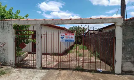 Casa com 3 quartos à venda na Rua Yolanda Piccolomini Massucci, 548, Jardim Scomparim, Mogi Mirim