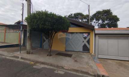 Casa com 4 quartos à venda na Rua Luiza Spitti de Luiz, 82, Jardim Chaparral, Mogi Guaçu