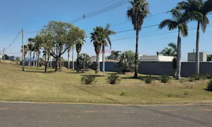 Vende-se Terreno Res. Palm Park 504m² - Estiva Gerbi