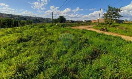 Terreno à Venda em Ótimo Preço no Parque das Laranjeiras, Região Sudeste, Brasil