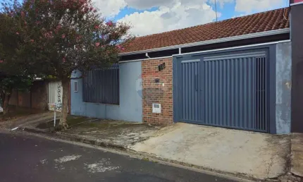 Casa com 3 quartos à venda na Rua José Aparecido Braido, 108, Jardim São José, Mogi Guaçu