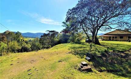 SÍTIO - VENDA e PERMUTA 68.888,10 m² - R$1.300.000,00 - JARDIM BRASIL - AMPARO,SP