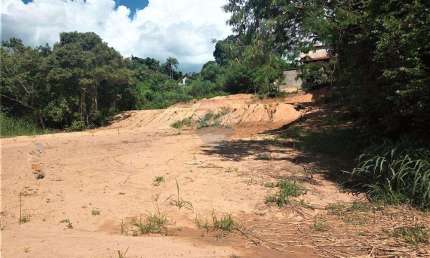TERRENO 472m R$98.000,00  BAIRRO: PINHEIROS (DIVISA COM O PQ. FLORIANÓPOLIS) - CIDADE: JAGUARIÚNA - ESTADO: SP
