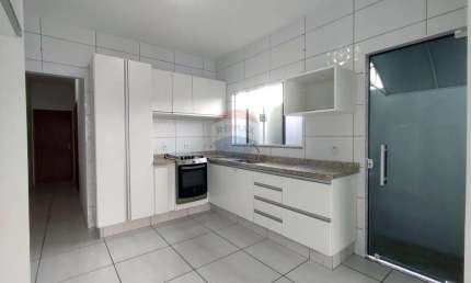 Casa a venda com 3 quartos (1 suíte) e 2 banheiros no Jardim Centenário - Mogi Guaçu/SP