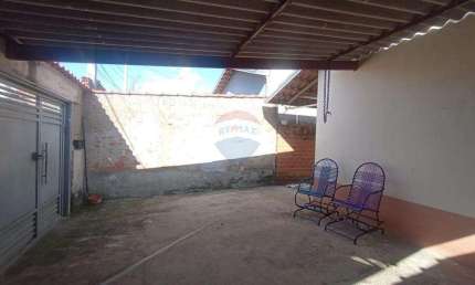 Casa com 2 quartos à venda na Rua Olavo Job, 201, Loteamento Popular Istor Luppi, Itapira
