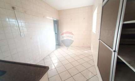 Casa com 2 quartos para alugar no Centro, Mogi Guaçu 