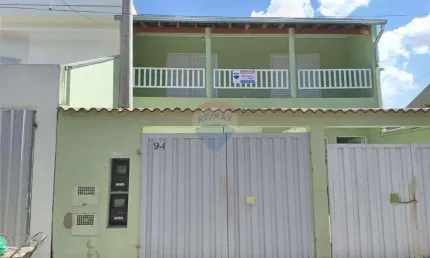 Casa 2 dormitórios, 1 banheiro, para locação no Jardim Mirassol por 1.600,00 + 100,00 IPTU