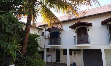 Casa de 3 dormitórios à venda no centro de Itapira SP