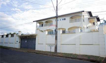Casa alto padrão 4 dormitórios e 4 suítes à venda, 965 m² por R$ 3.350.000 - Chácara Santa Fé - Itapira/SP