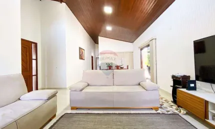 Casa à venda no bairro jardim brasília - 3 quartos sendo 1 suíte - mogi mirim - r$ 585.000,00