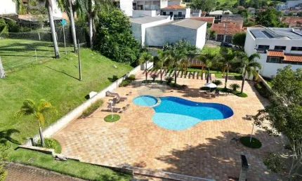 Vende-se Pousada em Monte Sião/MG – Excelente Localização  37.464 m²