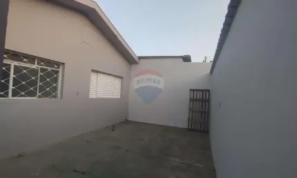 Casa com 2 quartos para alugar no Jardim Guaçu-Mirim III, Mogi Guaçu 