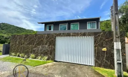 Predinho com 7 apartamentos  | Todos locados, gerando renda de R$14.500 por mês