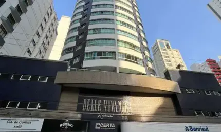 Apartamento com 3 quartos para alugar na Rua Alvin Bauer, Centro, Balneário Camboriú