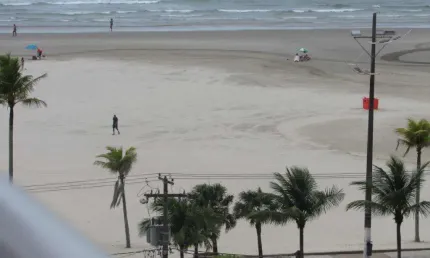 Apartamento com 3 quartos na vila guilhermina praia grande/sp