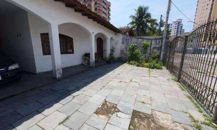 Casa com 3 quartos à venda na Ocian  Praia Grande/SP