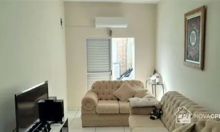 Casa pra venda no Bairro Guilhermina  em Praia Grande/SP.