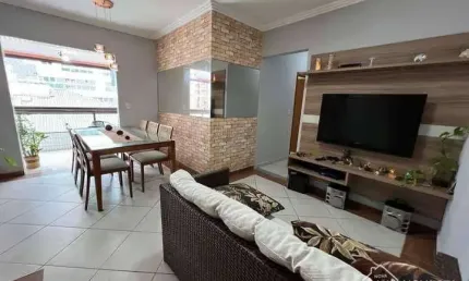Apartamento com 2 quartos canto do forte na praia grande/sp