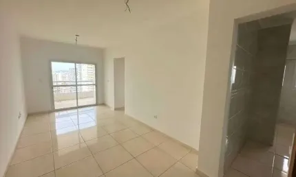 Apartamento com 2 quartos vila guilhermina na praia grande/sp