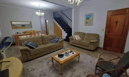 Casa em São Vicente com 3 Quartos Aceita Troca por Imóvel em Praia Grande