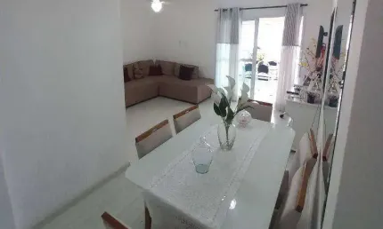 Apartamento mobiliado com 2 quartos no Canto do Forte em Praia Grande/SP
