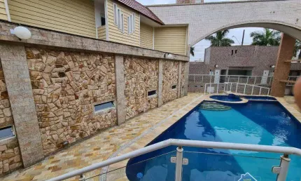 Sobrado com 2 quartos à venda Mirim Praia Grande/SP