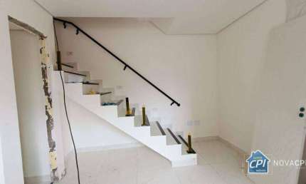 Sobrado Triplex com 2 Quartos na Tupi em Praia Grande/SP