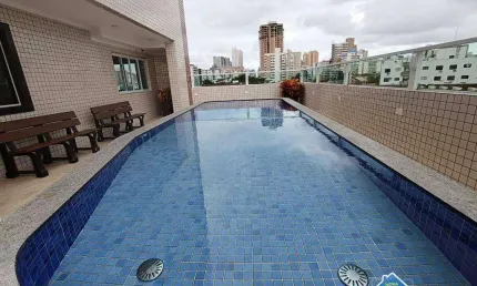 Apartamento vista mar com 2 quartos na vila guilhermina em praia grande/sp