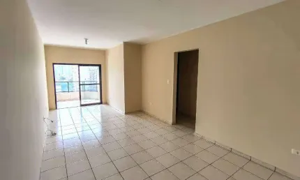 Apartamento com 2 quartos vila guilhermina em praia grande/sp