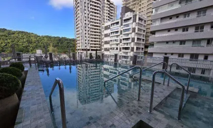 Apartamento 2 suítes no canto do forte com lazer completo a 400m da praia