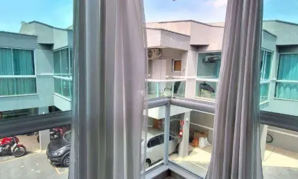 Sobrado com 2 Quartos no Tude Bastos em Praia Grande/SP