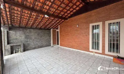 Casa com 3 Quartos na Vila Guilhermina Praia Grande/SP