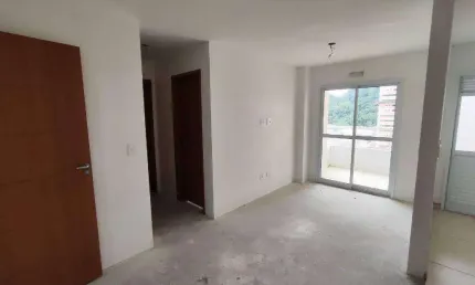 Apartamento com 2 quartos canto do forte na praia grande/sp