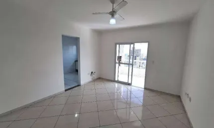 Apartamento com 2 quartos vila guilhermina na praia grande/sp