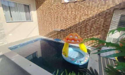 Sobrado para alugar com 3 Quartos no Canto do Forte em Praia Grande/SP