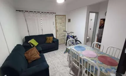 Apartamento mobiliado com 2 quartos no boqueirão em praia grande/sp